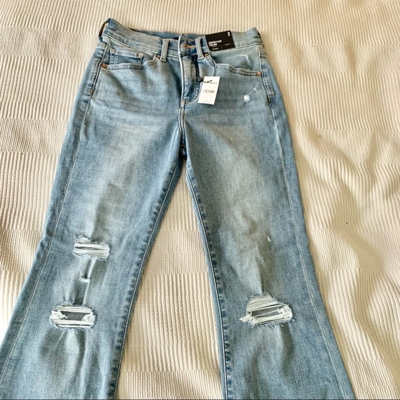 | express • distressed cropped flare hi rise denim jeans | - Picture 13 of 14